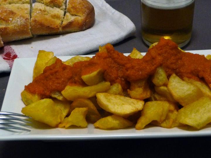 Patatas bravas