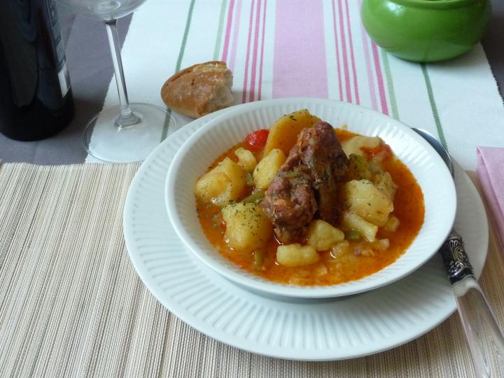 Patatas con costillas