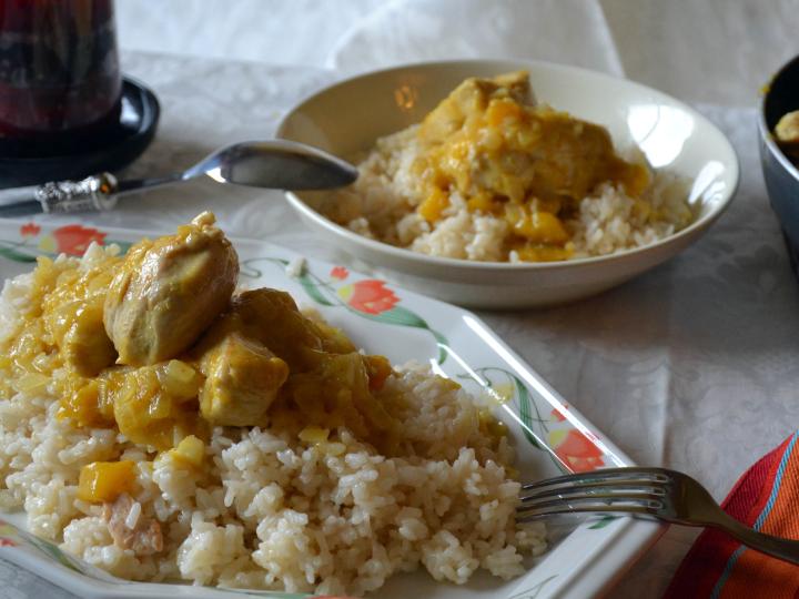 Curry de pollo y mango