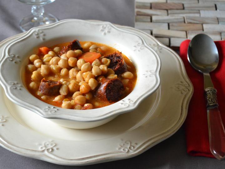 Garbanzos con chorizo