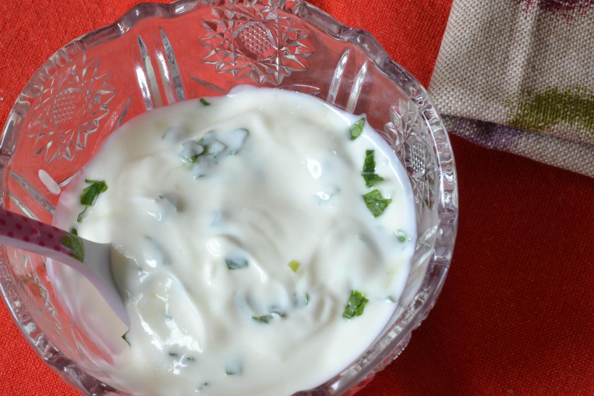 salsa de yogur